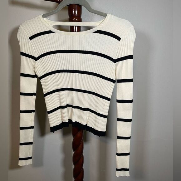 ZARA White Open Back Stripped Cropped knit sweater Size M - Picture 3 of 7